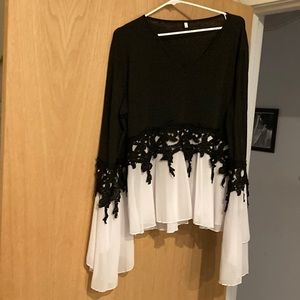 New W/O Tag feminine draped bottom Blouse. Size 3X (1X)